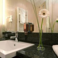 Room #7355831