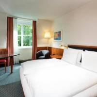 Room #6739428