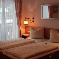 Single Room with Mountain View