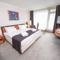 Valentine Suite