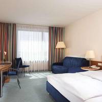 Room #6212836