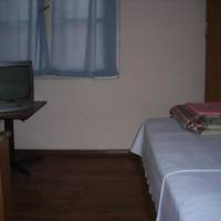 Single Room with Shared Bathroom