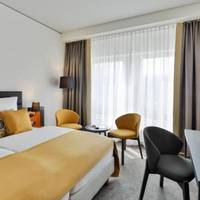 Room #6192455