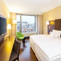 Room #24573816