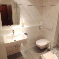Room #7303515