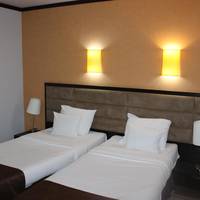 Family Room with Free Parking