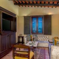 Room #1889552