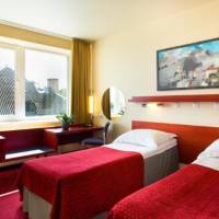 Room #2459814