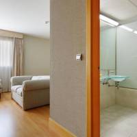 Room #1439728