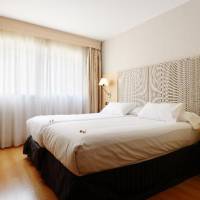 Room #1439730