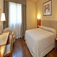 Room #9067912