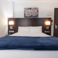 Superior Double or Twin Room with Terrace