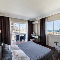 Double or Twin Room with Partial Sea View