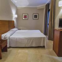 Room #1646728
