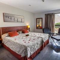 Room #28223436