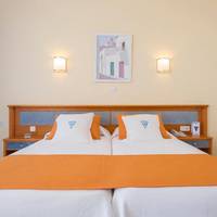 Room #9129907