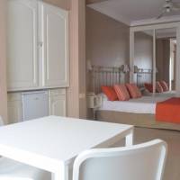 Room #9693305