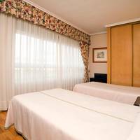 Room #9127440
