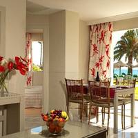 Room #9173841