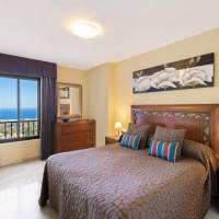 Classic Two-Bedroom Apartment with Sea View and terrace