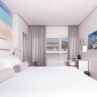 Room #9290851