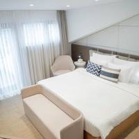 Terrace Deluxe Room, King
