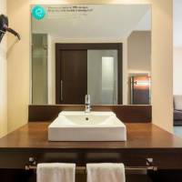 Room #9036159