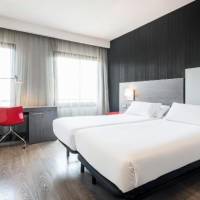 Room #9036166