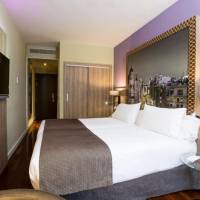 Room #9067849