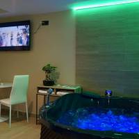 Queen Room with Spa Bath