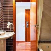 Room #27946315