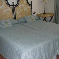 Room #9759316