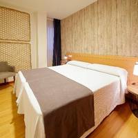 Room #9701907