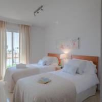 Room #1893635