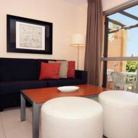 Room #1893636