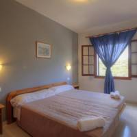 Room #1232836
