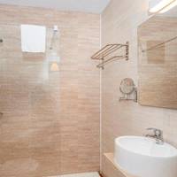 Room #1845739