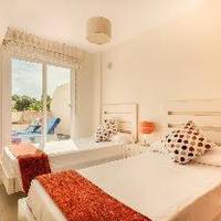 Room #31738132
