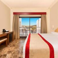 Room #9290938