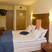 Double or Twin Room with Bathroom