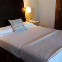 Room #9155742
