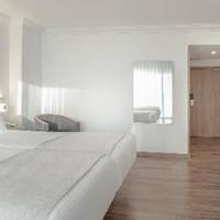 Room #1270250