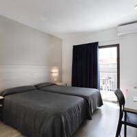 Room #9261813