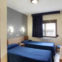 Room #9345215
