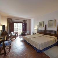 Standard Double Room (2 Adults + 1 Child)