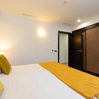 Room #17437743