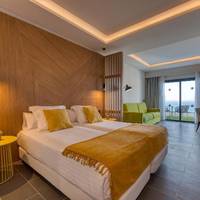 Room #17437744