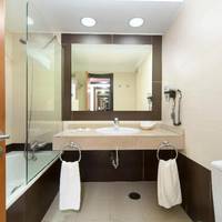 Room #1261028