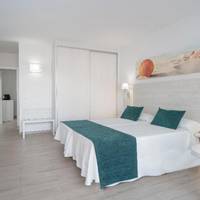 Room #9430477