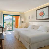Double or Twin Room (1 Adult)